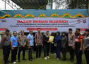 dukung-program-sphp,-pt-semen-padang-dan-polda-sumbar-salurkan-2,5-ton-beras-subsidi-untuk-warga-lubuk-kilangan