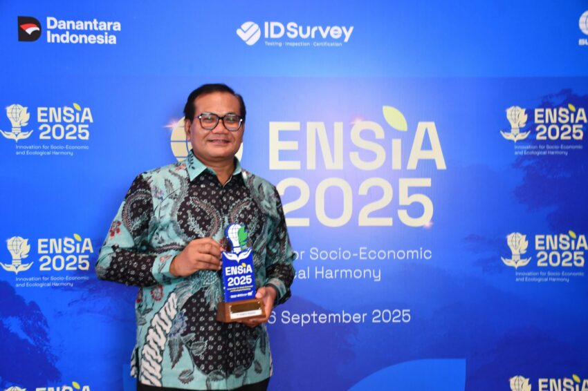 Ubah Sampah Jadi 'Emas Hijau', Inovasi Maggot Semen Padang Raih Penghargaan Nasional - Kabarsumbar.com