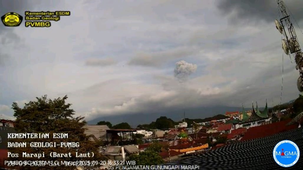 gunung-marapi-erupsi,-tinggi-abu-capai-1.000-m