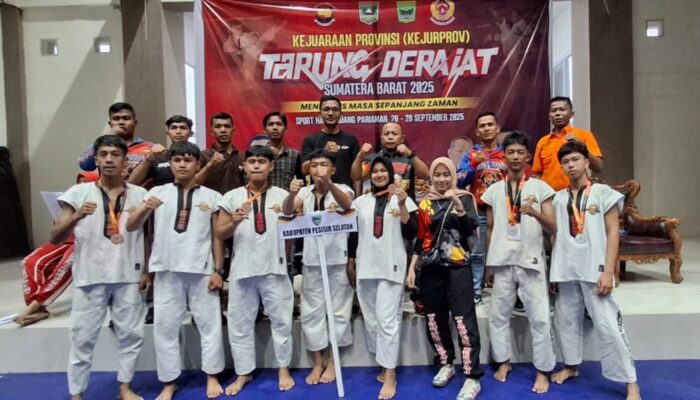 Tarung Derajat Pessel Borong 5 Medali di Kejurprov Pariaman