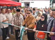 Padang Gencarkan Gerakan Keluarga Berkualitas, Posko KB Baringin Sakti Diresmikan