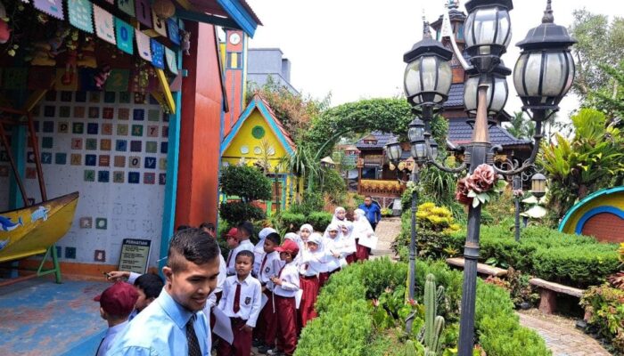 Bukittinggi Evaluasi Sekolah Lima Hari, Respons Keluhan Orang Tua
