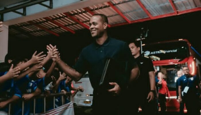 PSSI Akhiri Kontrak Kluivert, Evaluasi Timnas Indonesia!