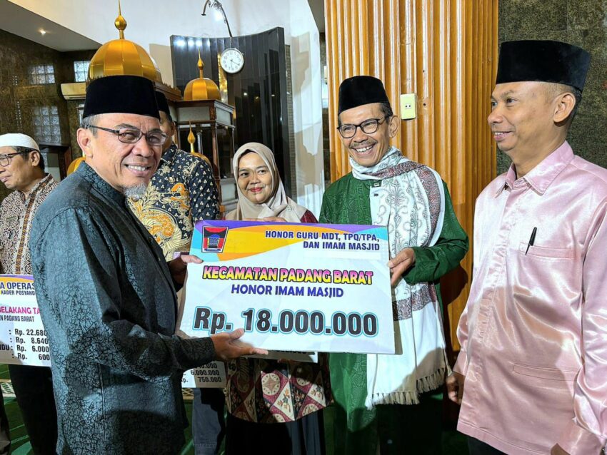 kucuran-dana-rp651,3-juta-untuk-garda-terdepan-padang-barat,-wawako-maigus-titip-dua-pesan-penting