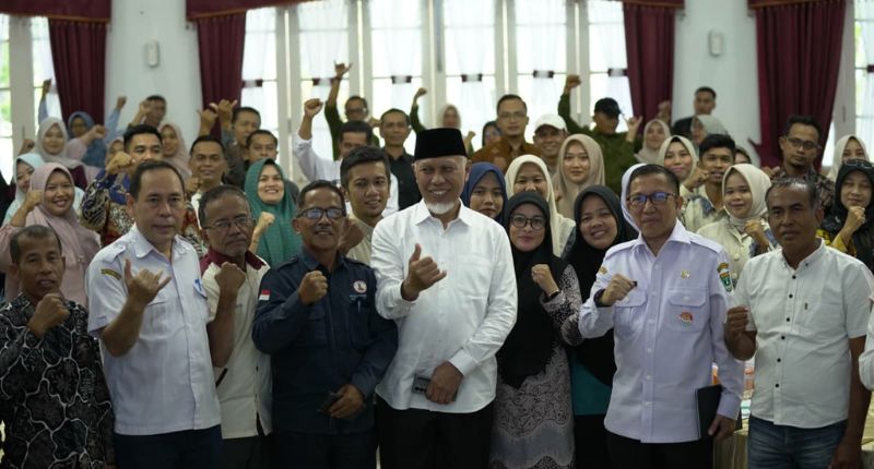 gubernur-mahyeldi-dorong-bum-desa/nagari-berperan-dalam-rantai-pasokan-program-mbg