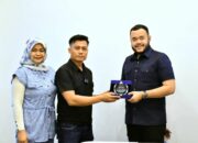 pt-kris-buka-hub-distribusi-di-padang,-wali-kota-fadly-amran:-ini-perkuat-roda-ekonomi