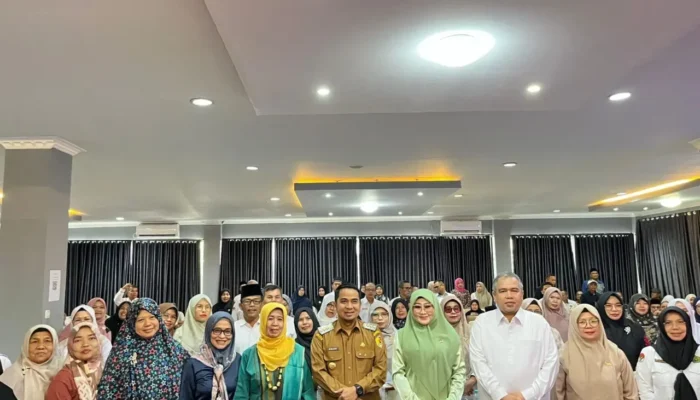 Lisda Hendrajoni Gelar Seminar Nasional Pengembangan Kearifan lokal