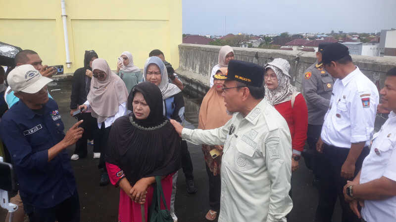 tsunami-drill-di-smpn-25-padang,-wawako-maigus-nasir:-simulasi-tsunami-bentuk-kesiapsiagaan,-bukan-sekadar-latihan