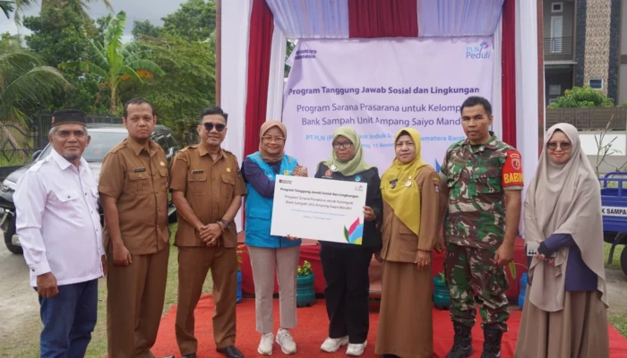 PLN Berdayakan Bank Sampah Ampang Saiyo, Lestarikan Lingkungan