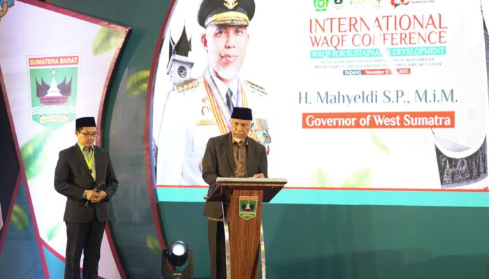 Gubernur Sumbar Ajak Kembangkan Proyek Strategis Lewat Wakaf Produktif