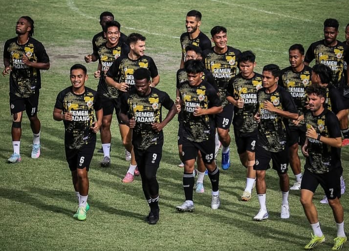 semen-padang-fc-gaspol-latihan-di-kediri-usai-taklukkan-persijap