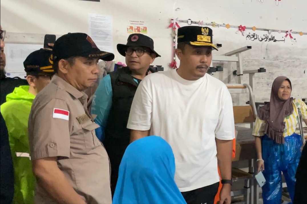 cuaca-ekstrem,-wakil-ketua-dprd-sumbar-evi-yandri-minta-warga-tingkatkan-kewaspadaan