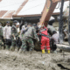 bpbd-evakuasi-16-jenazah-korban-galodo-silaing-jembatan-kembar