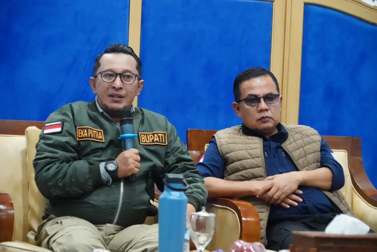 Bupati Tanah Datar Eka Putra.