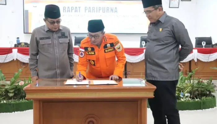 APBD Tanah Datar 2026 Disetujui, Prioritaskan Pendidikan hingga Infrastruktur