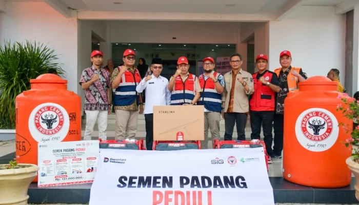 Semen Padang Salurkan Bantuan Rp210 Juta untuk Korban Bencana