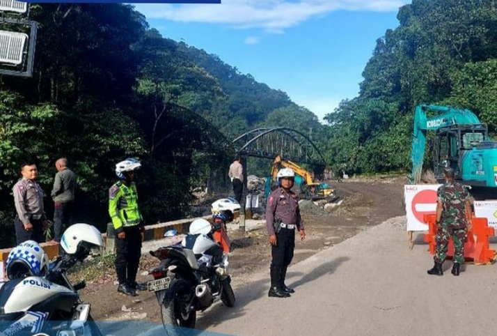 satlantas-padang-panjang-berlakukan-uji-coba-jalur-lembah-anai-untuk-sepeda-motor