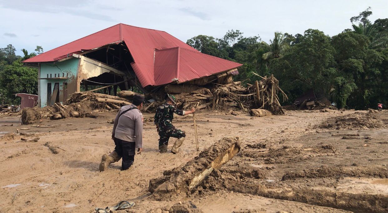 pemprov-matangkan-pembangunan-huntara,-pemkab-agam-komit-siapkan-lahan