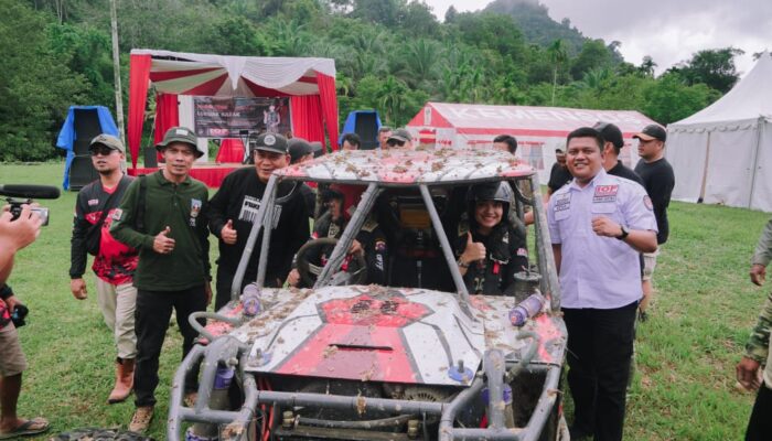 IOF Dampingi Bupati Dharmasraya Temukan Kerusakan Hutan Akibat Ilegal Logging