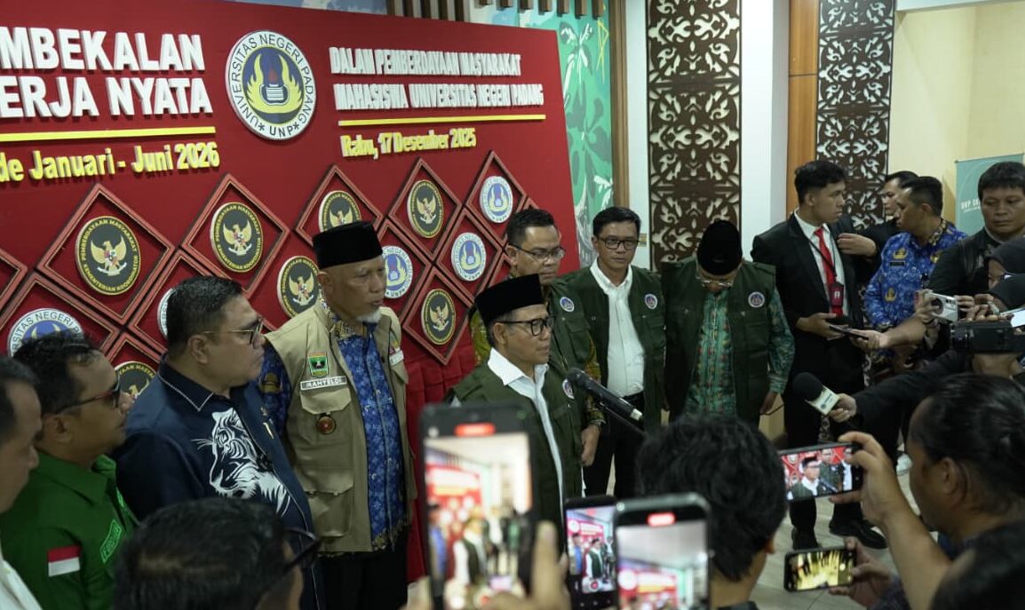 sambut-menko-abdul-muhaimin-iskandar,-gubernur-mahyeldi-puji-perhatian-pusat