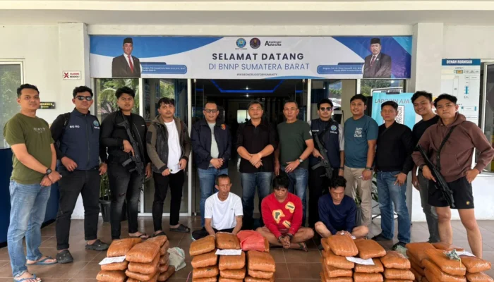 BNNP Sumbar Gagalkan Pengiriman Ganja Lintas Provinsi, Tiga Tersangka Ditangkap