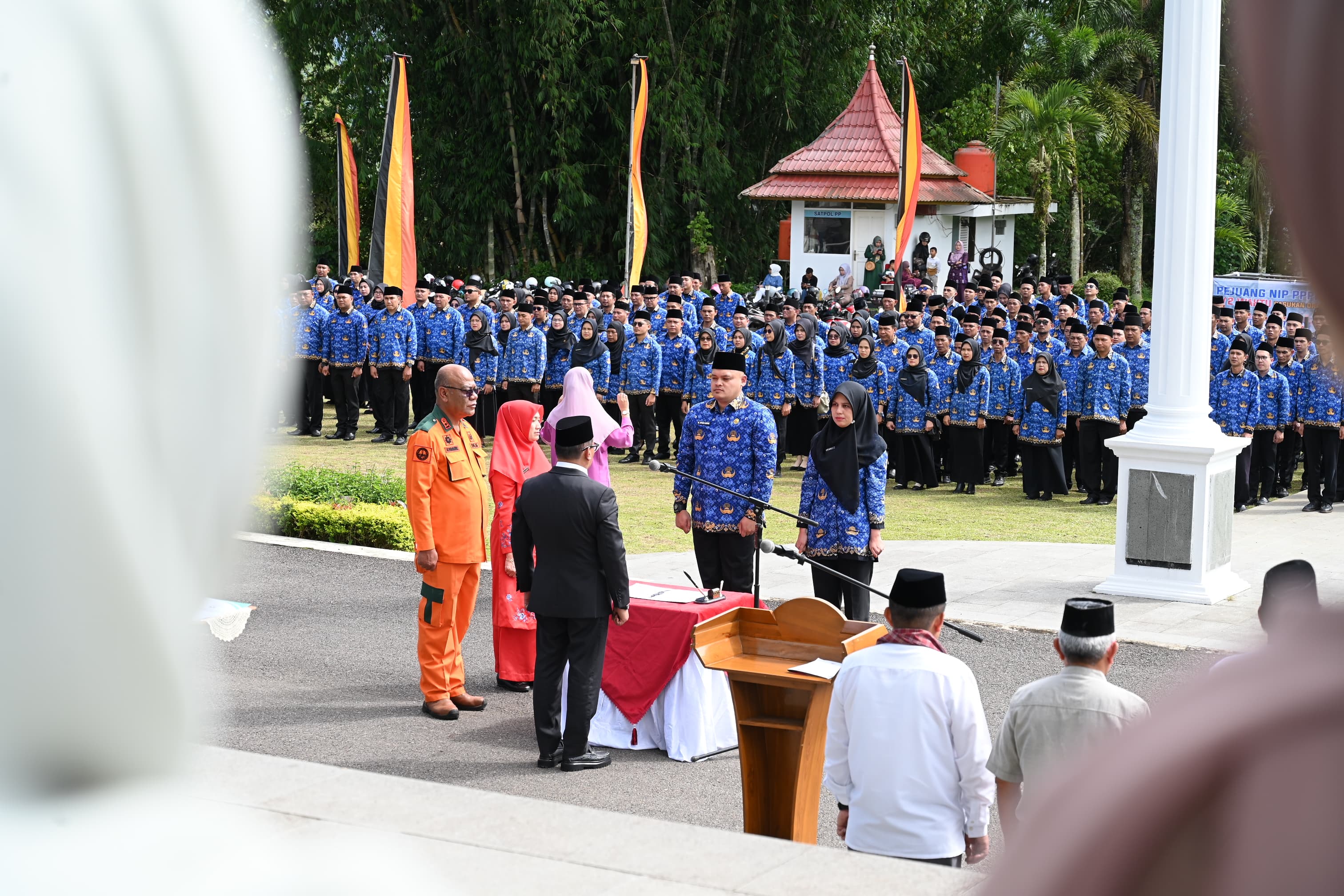 wako-ramlan-nurmatias-lantik-900-pegawai-pppk-paruh-waktu