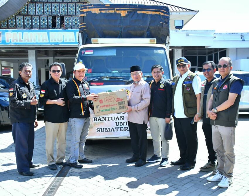 solidaritas-ranah-dan-rantau,-ikpk-batam-salurkan-bantuan-dan-dukung-rencana-pembangunan-500-huntap-di-padang