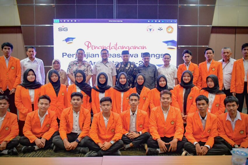 gandeng-kan-dan-pnp,-pt-semen-padang-jamin-biaya-pendidikan-23-mahasiswa-vokasi