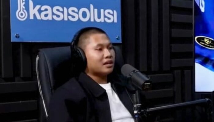 YouTuber Muda Kritik Pembatasan Medsos, Nasib Kreator Kecil Terancam