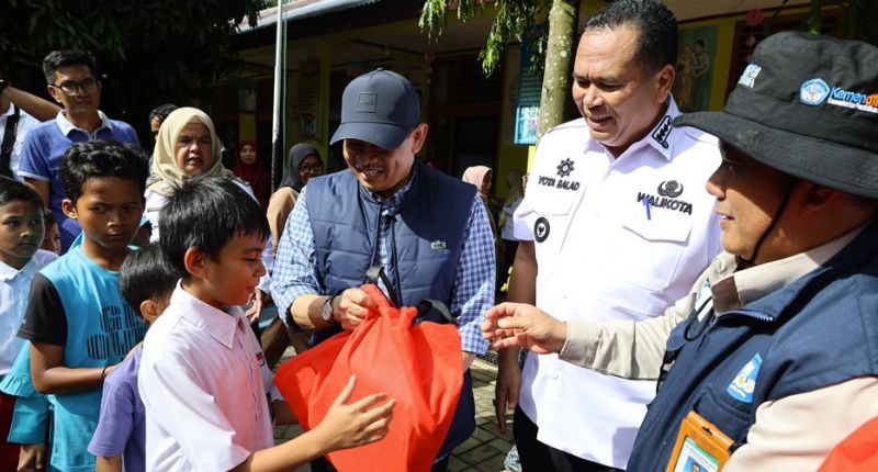 stafsus-mendikdasmen:-sekolah-yang-rusak-akibat-bencana-di-pariaman-segera-diperbaiki