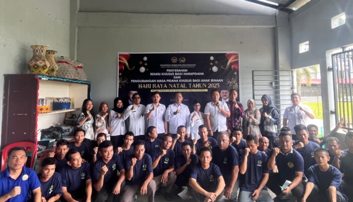 Aktif Ikut Pembinaan, 10 Narapidana Rutan Padang Terima Remisi Natal
