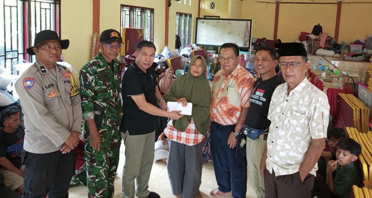 sekjen-dpp-pkps-bakri-m-salurkan-santunan-ke-99-kk-terdampak-bencana