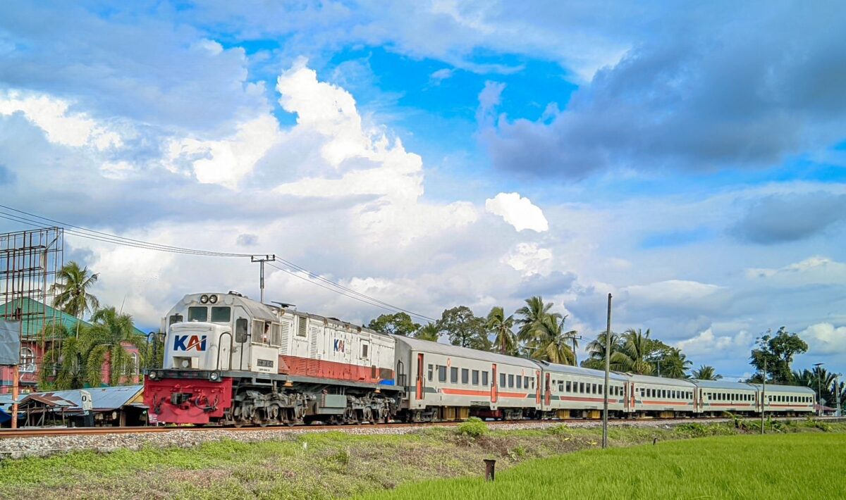 ka-pariaman-ekspres-jadi-primadona-liburan,-kai-sumbar-masih-siapkan-ribuan-kursi-hingga-4-januari
