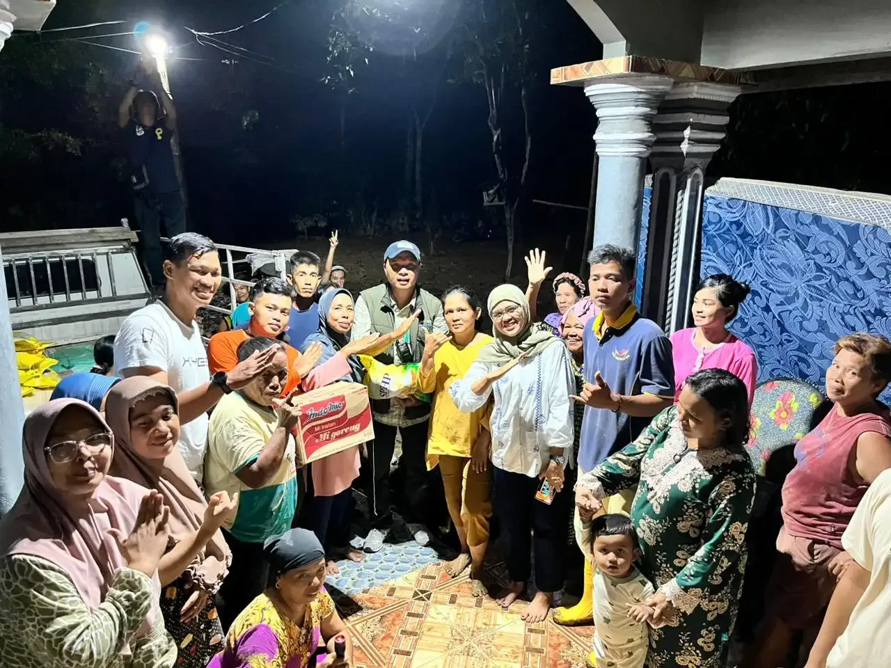 InJourney Airports mendirikan Posko Bencana Banjir dan Longsor tepat di depan gerbang Bandara Internasional Minangkabau (BIM).