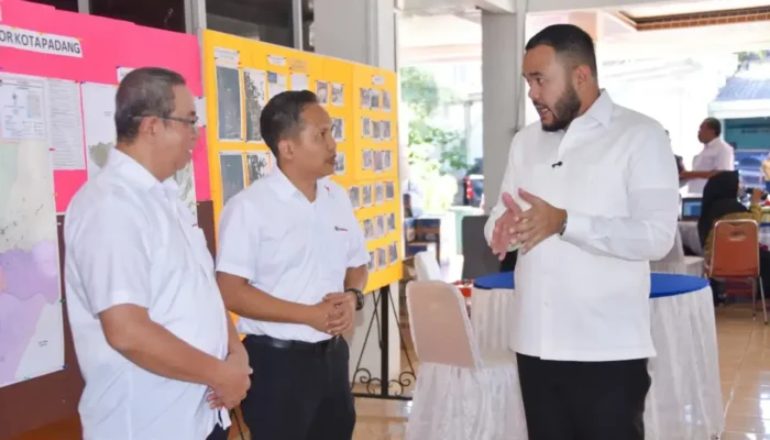 Astra Honda Bantu Korban Banjir Padang, Fokus Penuhi Kebutuhan Hunian Sementara