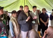 Andre Rosiade Bagikan Ribuan Sembako dan Genset untuk Korban Galodo Maninjau
