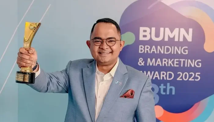 Muchdian Muchlis Raih Best CMO, IAS Borong Penghargaan di BUMN Branding Award