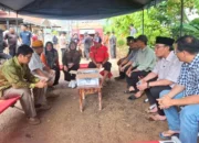 Rombongan Dharmasraya Bantu Padang Bersihkan Lumpur Pascabanjir Bandang