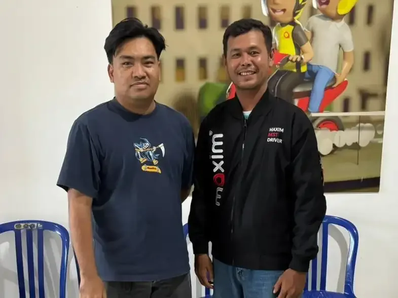 Maxim melaksanakan program Best Driver of The Month di Padang.