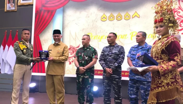 Mahyeldi Puji Kontribusi Nyata Kadet Unhan bagi Korban Bencana Sumbar