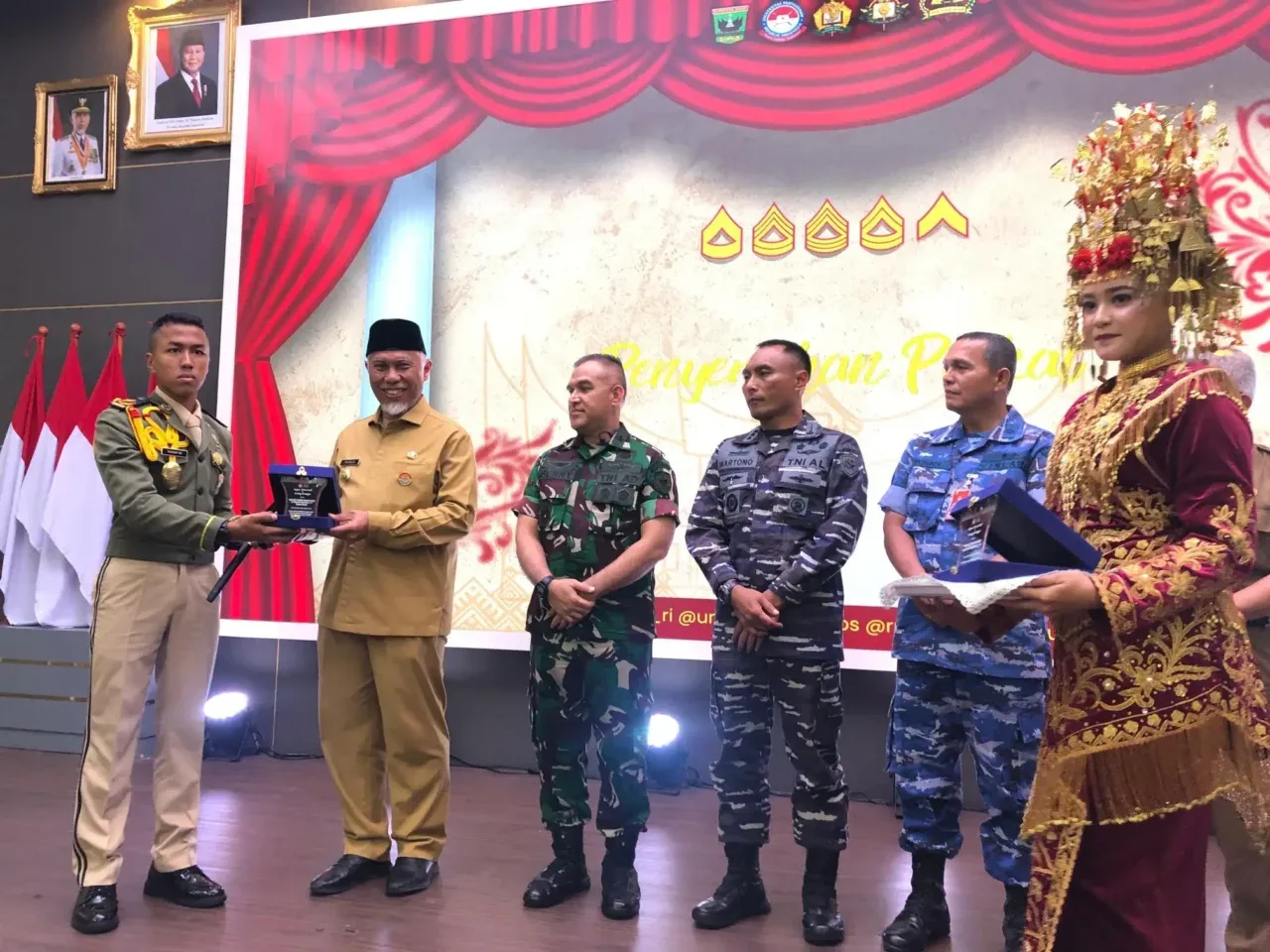 Apresiasi tersebut disampaikan Mahyeldi saat menghadiri kegiatan Korps Rumah Gadang Unhan RI di Auditorium Gubernuran, Selasa (23/12/2025).