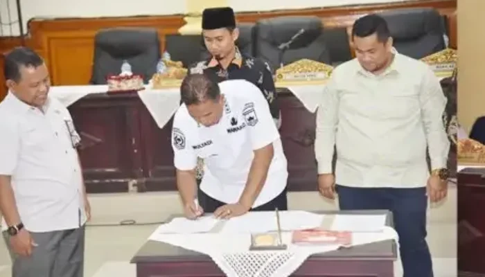Pemko dan DPRD Pariaman Sahkan 5 Perda di Penghujung 2025