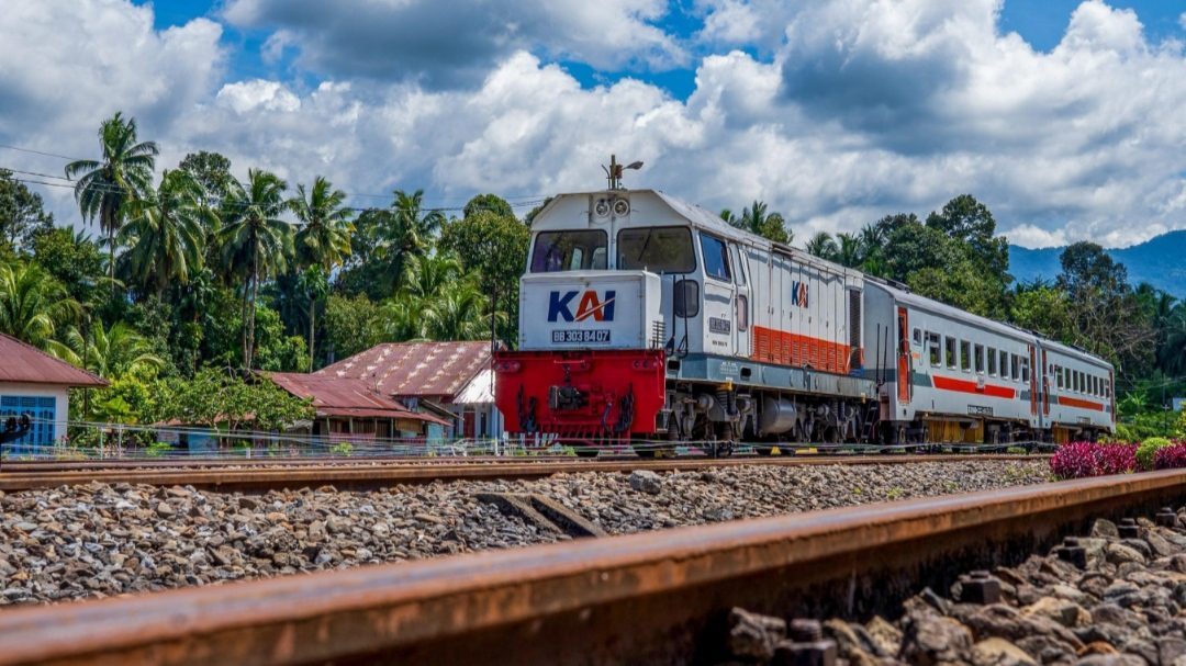 kabar-gembira!-mulai-1-januari-2026-kereta-api-lembah-anai-kini-layani-rute-kayutanam-stasiun-padang