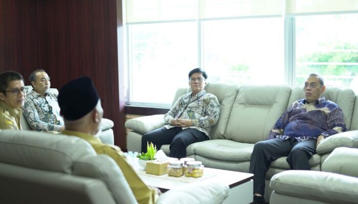 Gubernur Sumbar Gandeng BPK Awasi Penanganan Bencana