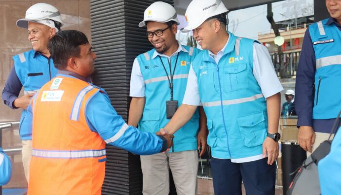 PLN Apresiasi Relawan Pulihkan Kelistrikan Aceh, Bangkitkan Harapan Warga