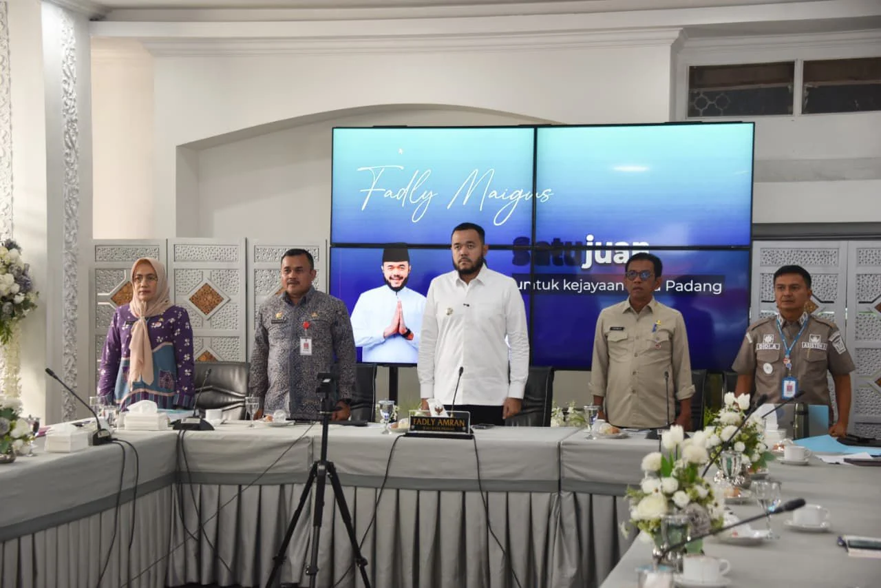 wali-kota-padang-ikuti-rakor-satgas-rehab-rekon-pascabencana-sumatera,-siap-perkuat-pendataan-dan-perencanaan