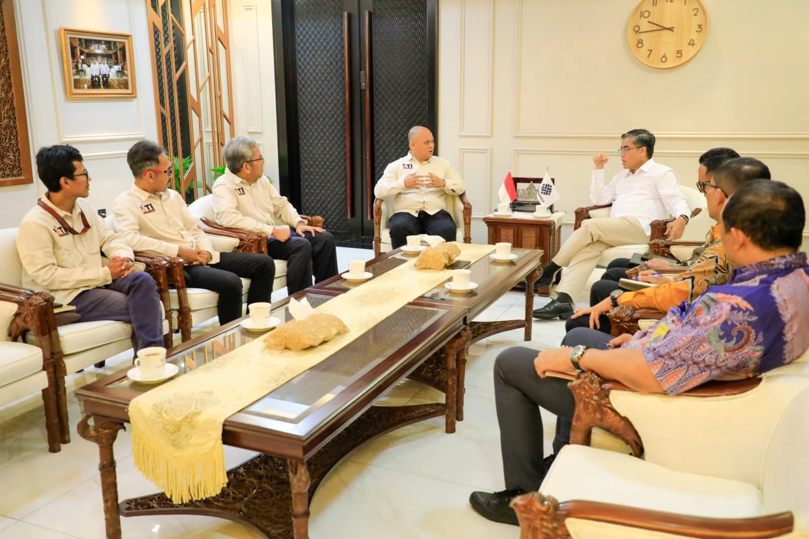 gandeng-menaker-yassierli,-ijti-siapkan-jurnalis-mandiri-dan-kompeten-di-era-digital