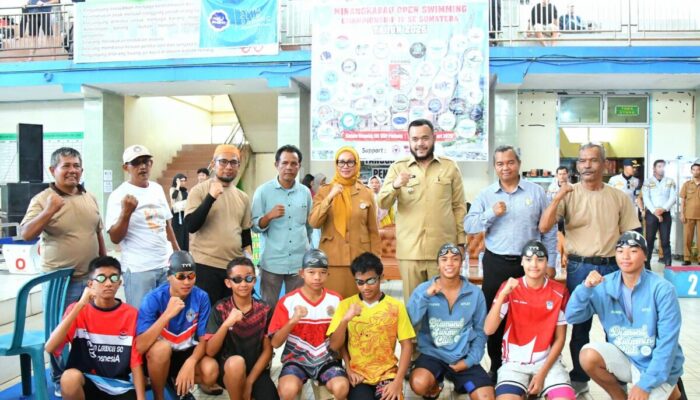 Wali Kota Padang Buka Kejuaraan Renang, Lahirkan Atlet Berprestasi