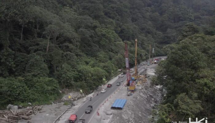Polisi Kembali Terapkan Buka Tutup Jalur Lembah Anai Usai Lebaran