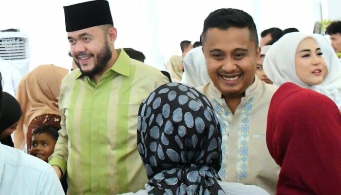 Wali Kota Padang Sambut Warga, Eratkan Silaturahmi Saat Open House